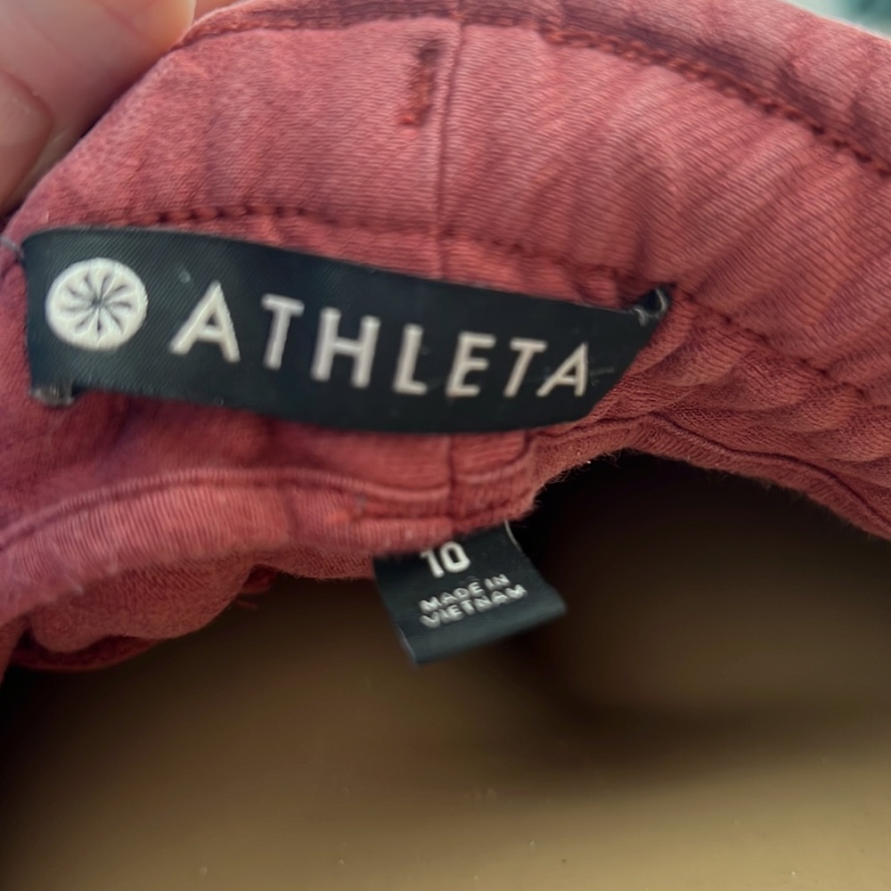 Athleta shorts - Picture 7 of 8